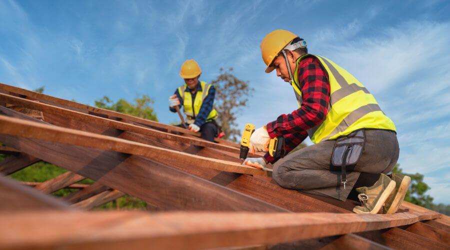 Professional Flat Roofing Installation services in Naugatuck, WV